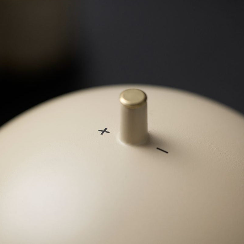 Speaker L Soft Latte