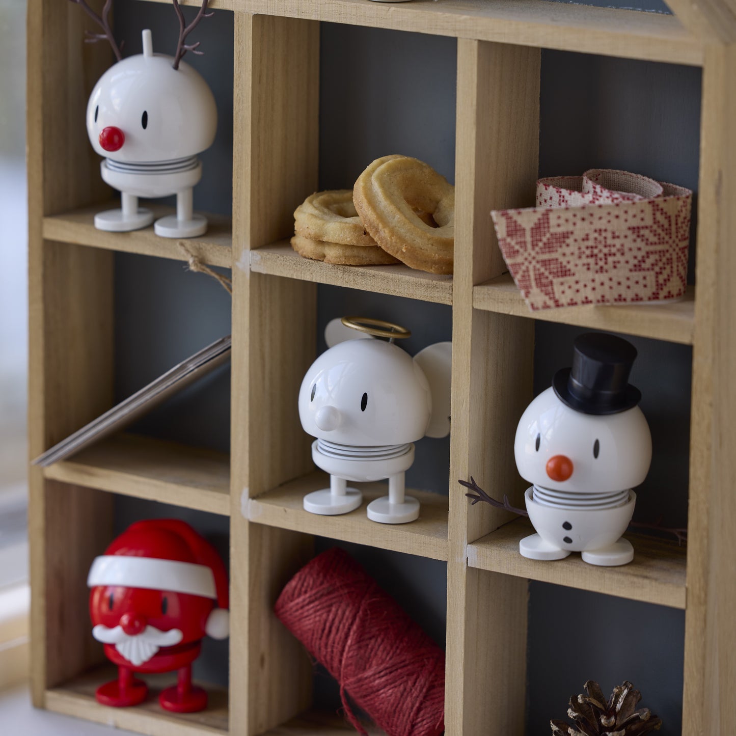 Holiday Snowman S White