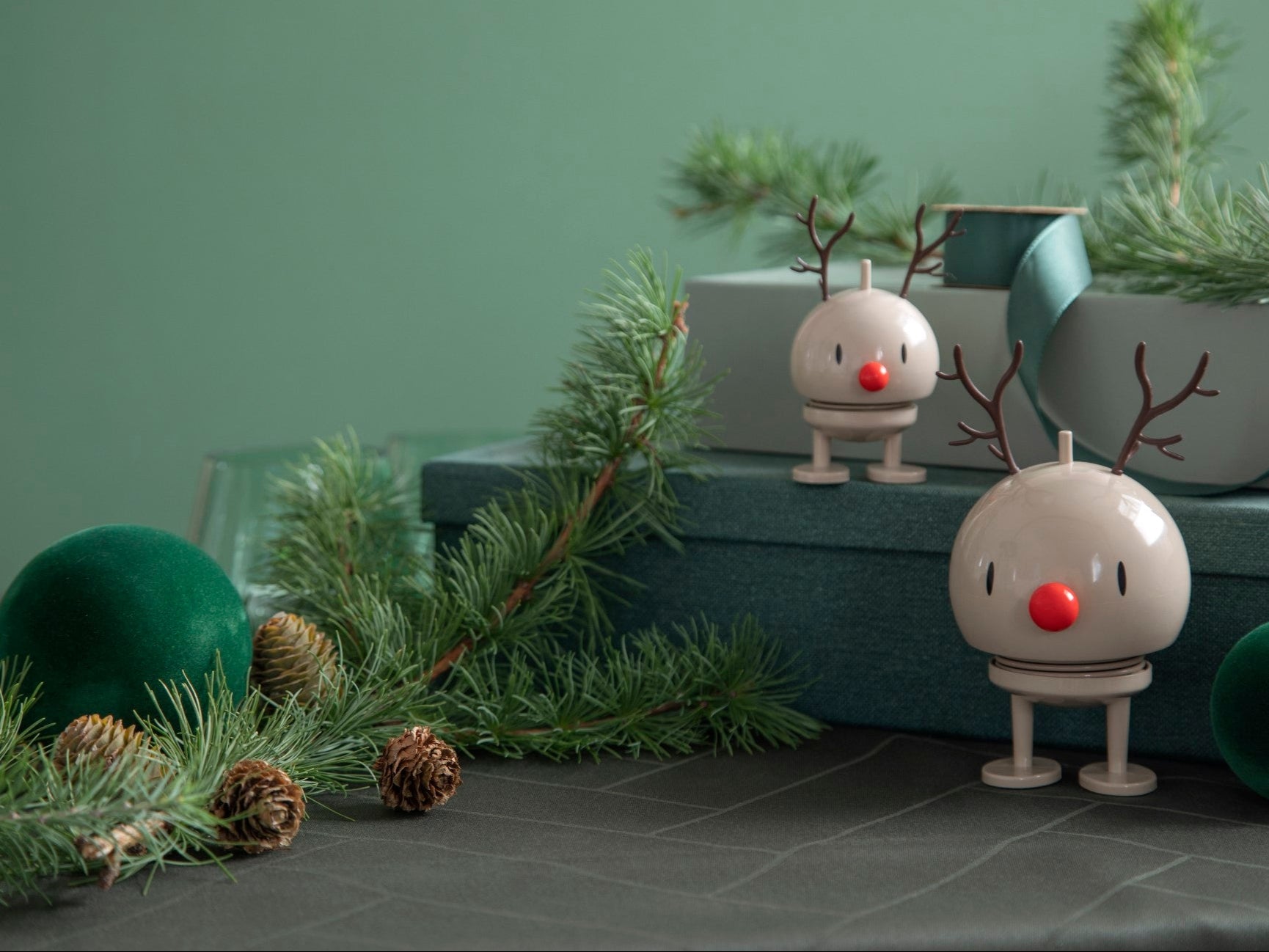 Hoptimist Holiday Reindeer Bumble S Latte image 2
